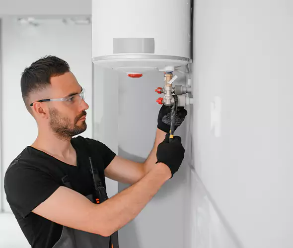 Expert Plumber for Water Heater Expansion Tank Installation in Terryville, NY