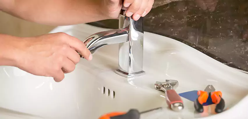 Bathtub Faucet Replacement in Terryville